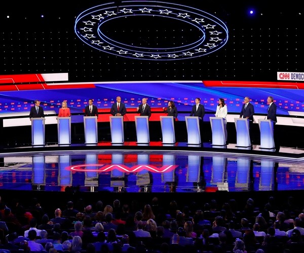 democratic debate night in chicago