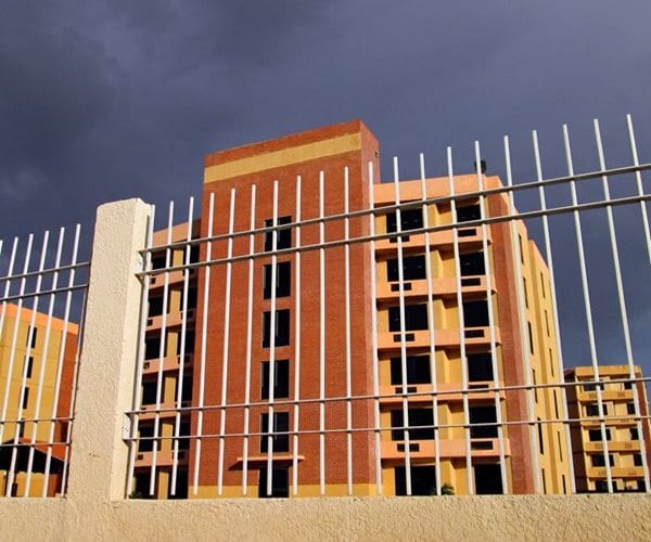 Speculators Eye Venezuelan Real Estate