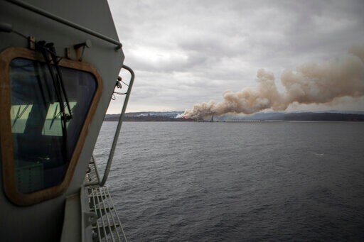 Australian Crews Race to Contain Blazes as Damage Bill Soars