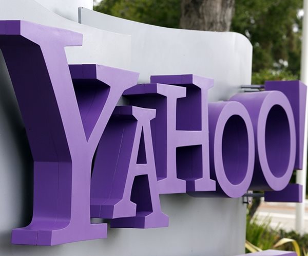 Yahoo Prepares for Possible Sale, Naming Financial and Legal Advisers