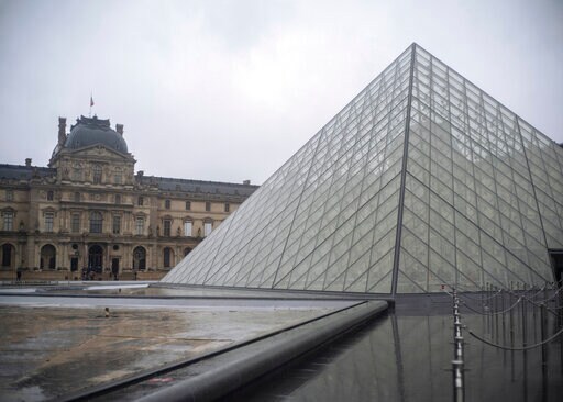 France's Louvre Stays Shut amid Staff Fears of Virus Spread