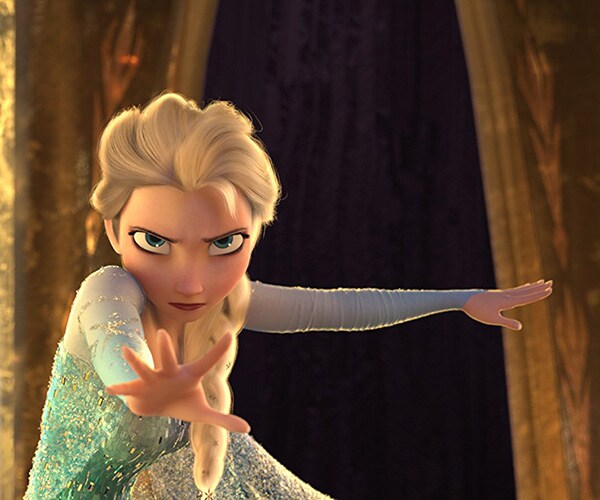 Man Dressed as Elsa Pushes Police Vehicle Out of Snow in Boston