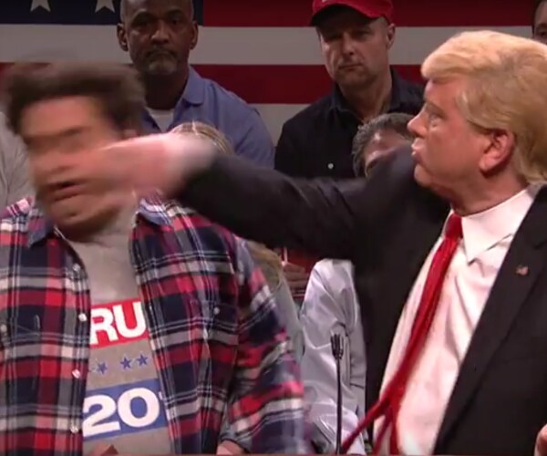 'Saturday Night Live': Donald Trump Leads Anti-Woman Chant in New Skit