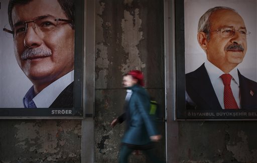 In Divided Turkey, Election Unlikely to Resolve Uncertainty