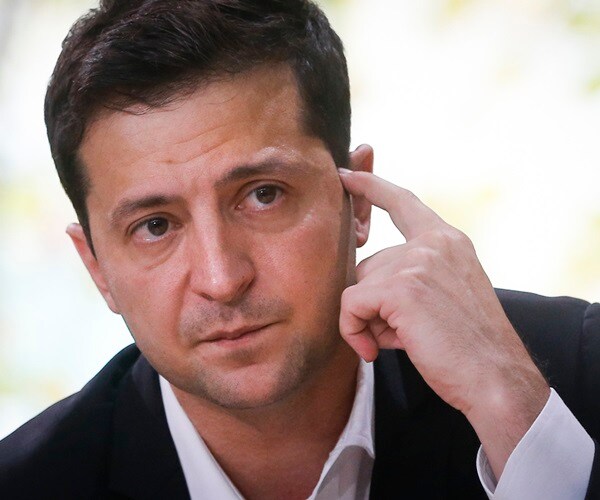 Zelenskiy Marks Auschwitz Anniversary Honoring Survivors 