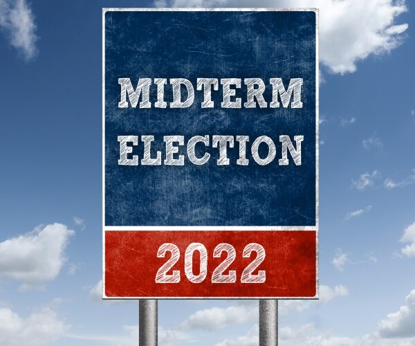red white blue road sign midterm election in 2022 in america