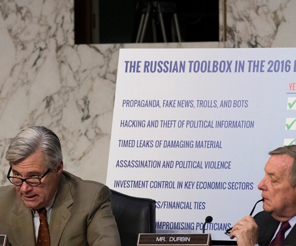 Axios Poll: Majority Doesn't Trust Gov't to Stop Midterm Meddling