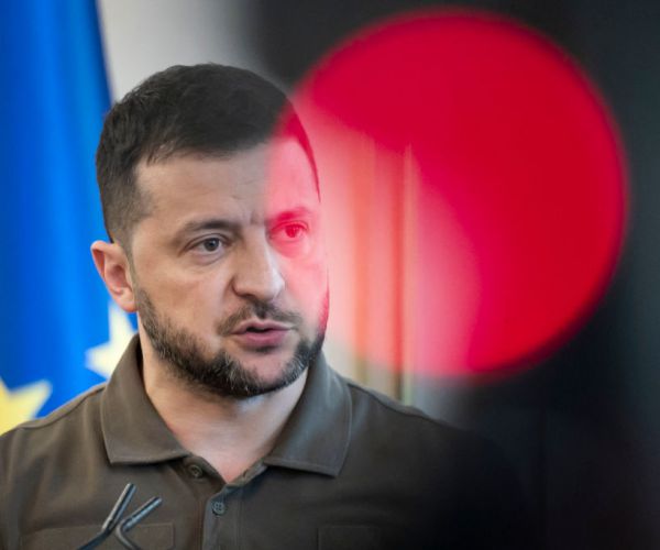 Zelenskyy Hails 'Brave' Ukraine on 500th Day of War