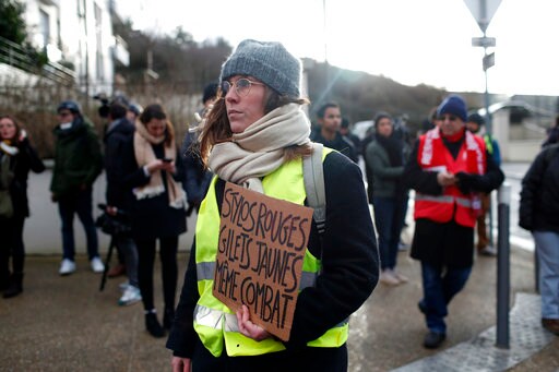 Populist Leader in Italy Sees Kinship with French Protesters