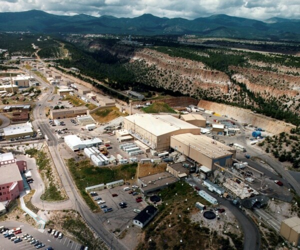 Workers at Lab That Made Atomic Bomb Sue Over Vaccine Mandate