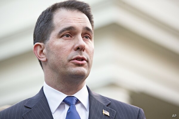 Poll: Wis. Gov. Walker in Tight Re-Election Battle