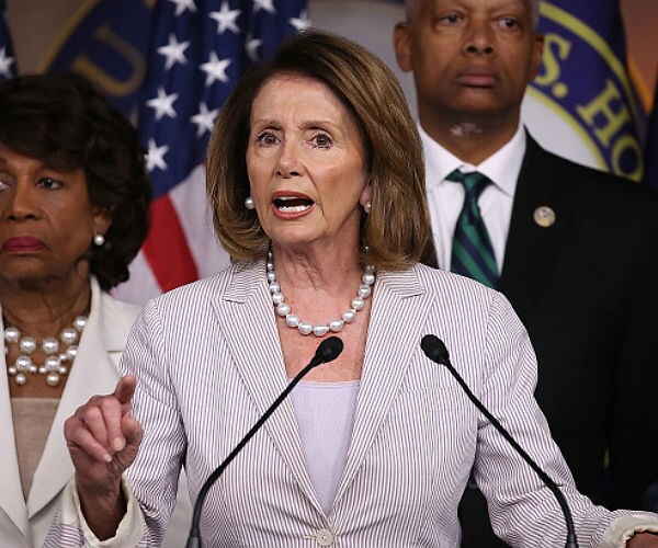 Nancy Pelosi Calls for Independent Russia Commission