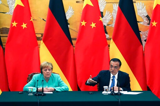 Merkel: Germany Must Engage in Rights Dialogue with China