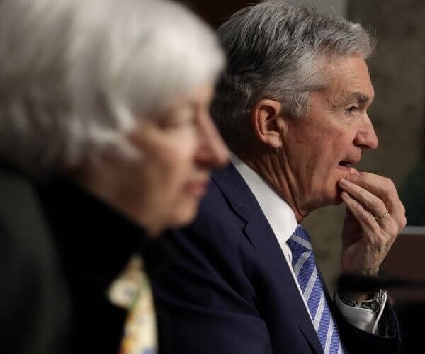 Nasdaq Falls 2.8%, Dow Down 631 Points After Powell Speech