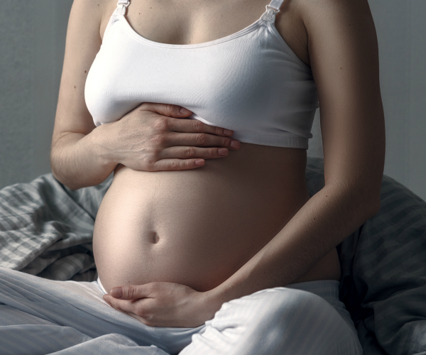 CDC: Fewer US Women Giving Birth