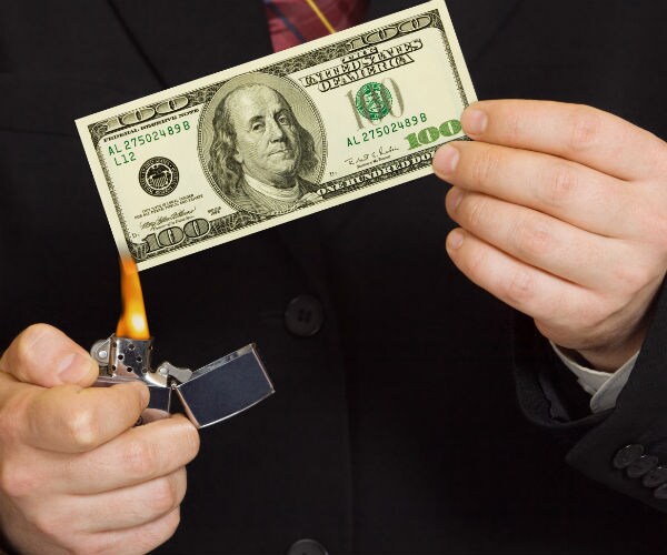 Poll: Two-Thirds of US Would Struggle to Cover $1,000 Crisis