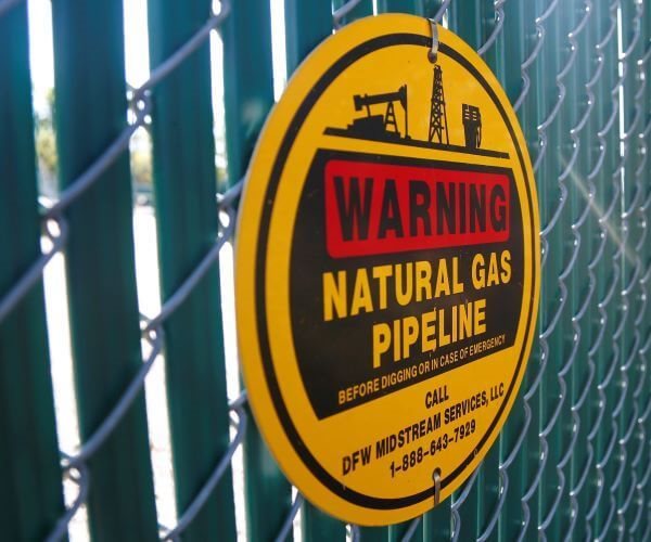 natural gas pipeline sign