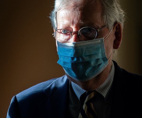 Congress Holds Fresh Talks on Stopgap Funding to Avert Shutdown