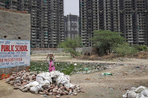 India's Economy Grew 7.6 Percent in Last Fiscal Year