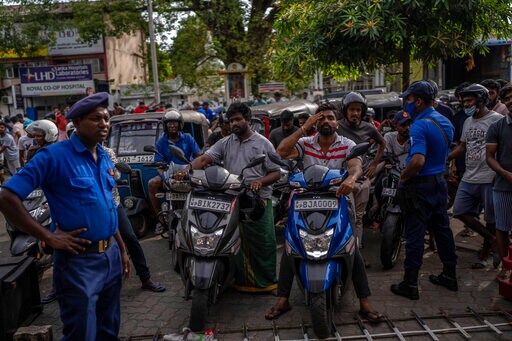 Sri Lanka's Political Turmoil Sows Worries for Recovery