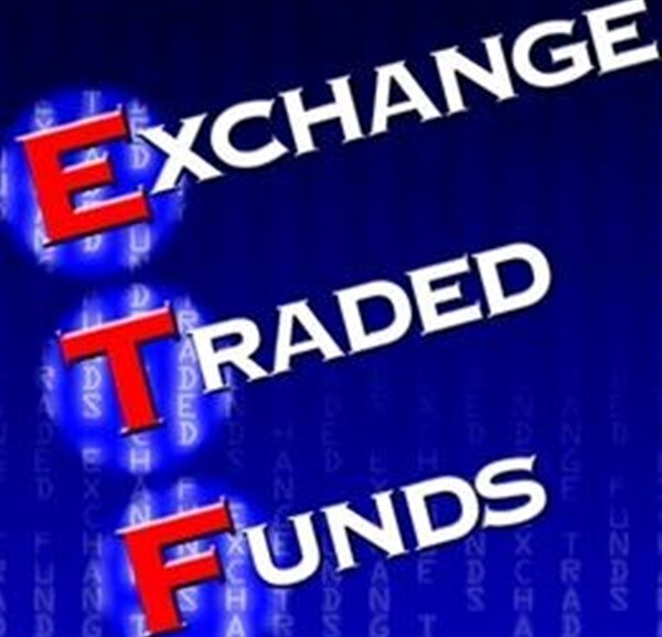 Bond ETF Sales Surge as US Ranks Last in World Debt Markets