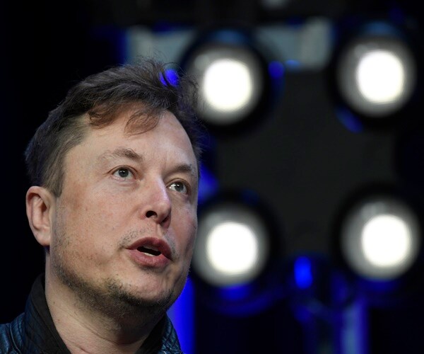 Report: Elon Musk Probed in US Over Stock Trades