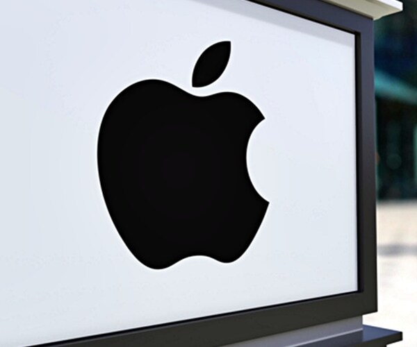 Apple Nears $1 Trillion Market Cap With Earnings Beat