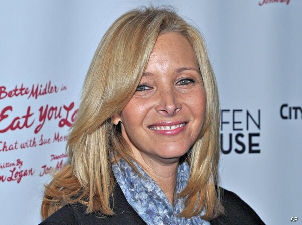 Lisa Kudrow Battles Ex-Manager in Court To Keep 'Friends' Earnings