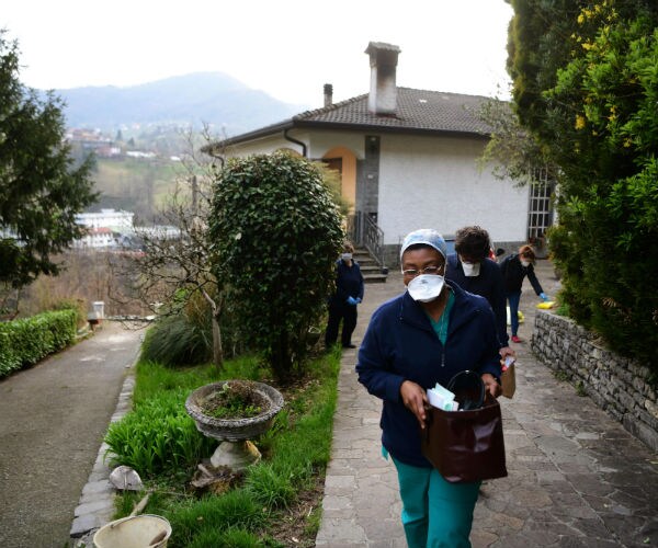 coronavirus house visits in bergamo lombardy italy 