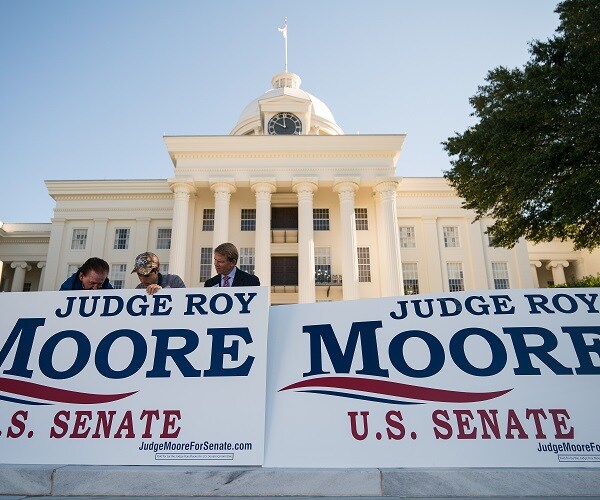 Roy Moore Win Would Spell Trouble for Dems, Media