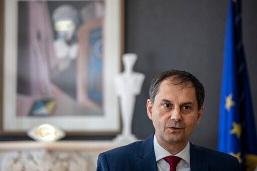 Greek Tourism Minister Says All Foreign Visitors Welcome