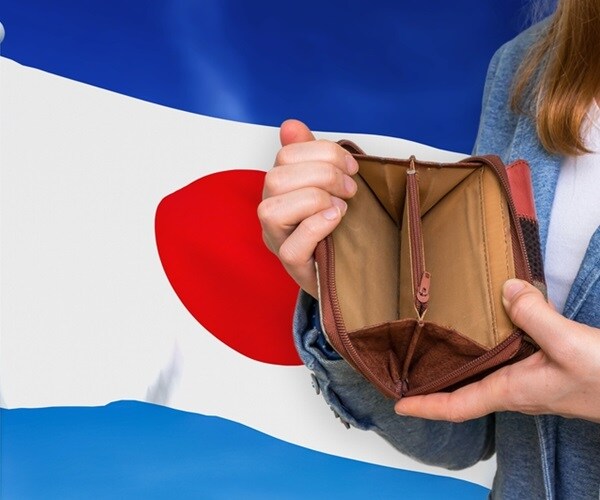 Japan Slips Into Recession, Slump Set to Worsen as Pandemic Wreaks Havoc