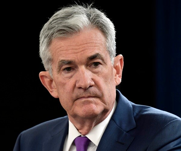 Fed Chairman Powell and Trump Met to Discuss Economy