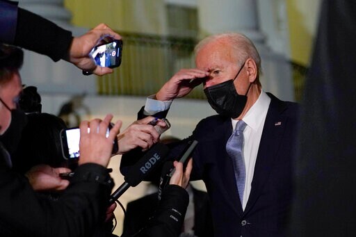 Biden, Putin to Talk Next Week as Tensions Grow over Ukraine