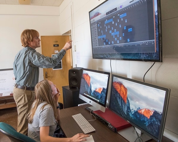 Republicans Press Professors to Spend More Time Teaching