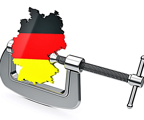 German Factory Slump Deepens as Investors See Eurozone Recession