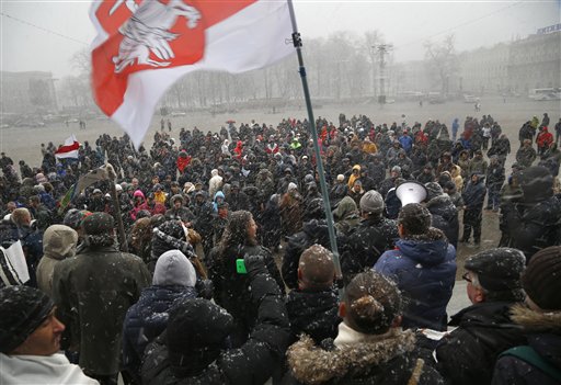 Hundreds Protest in Belarus in Support of Small Businessmen