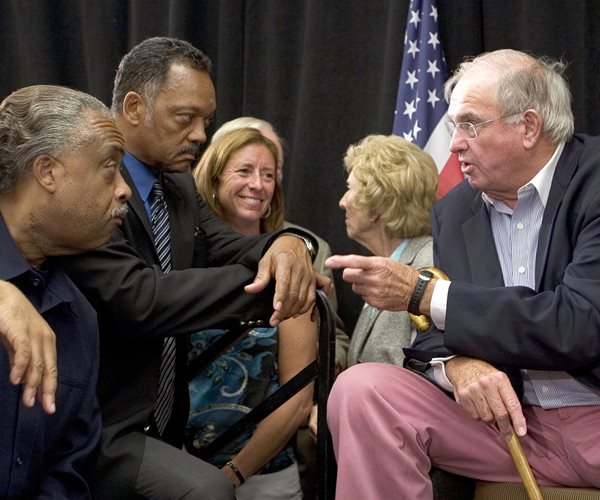 Maverick Watergate-Era Sen. Lowell P. Weicker Jr. Dies at 92