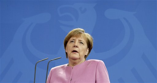 Merkel Vows to Keep Seeking Common Ground on Migrants