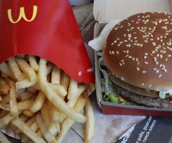 McDonald's Sales Beat Estimates on Steady Fast-Food Demand