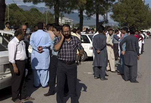 Afghan Earthquake Rocks Asia, Dozens Dead