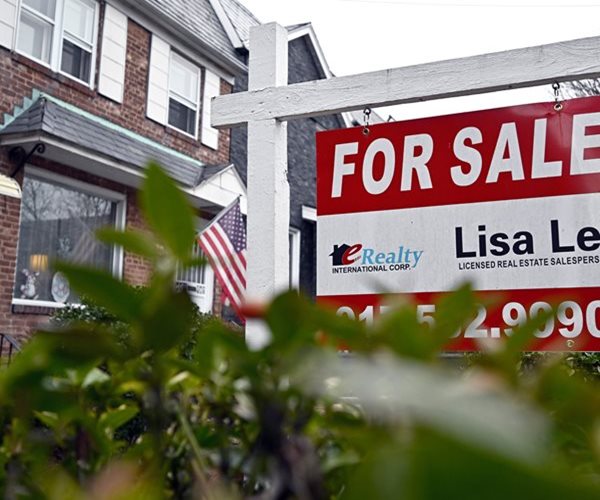 30-Year Mortgages Jump to 6-Month High