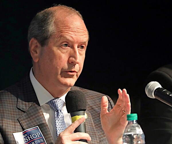 Candidates in N. Carolina Special Election Meet for Debate