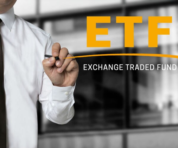 Top 5 Dividend ETFs With Low Management Fees for 2017 