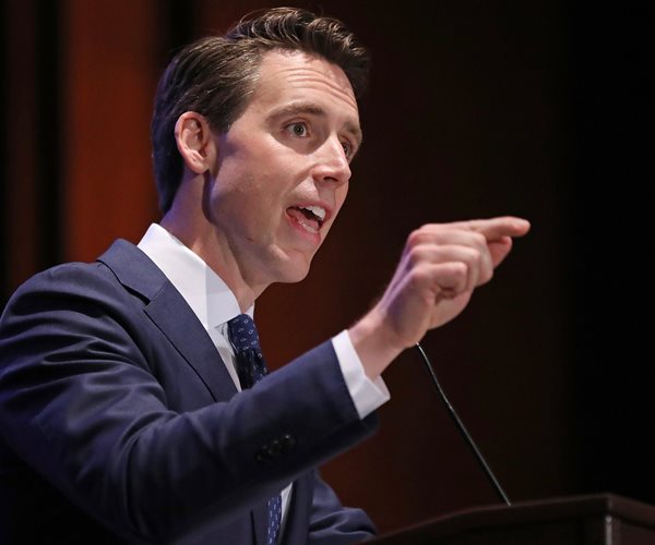 GOP Sen. Hawley Targets Tech's 'Psychological Tricks'