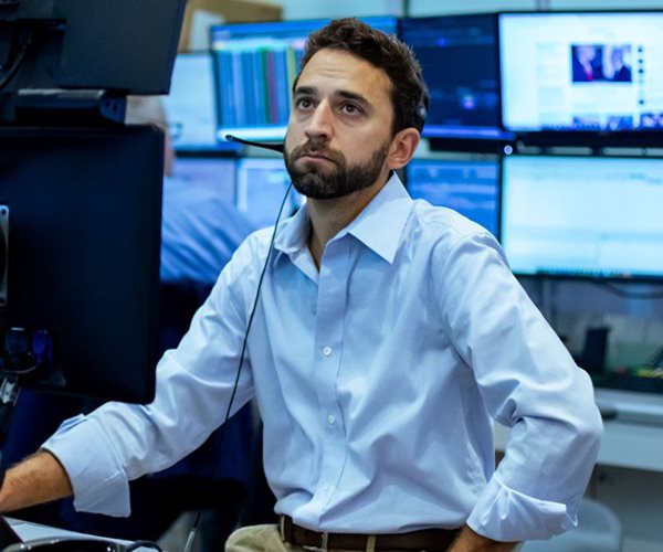 S&P 500, Nasdaq Reach Records on Rate Cut Hopes