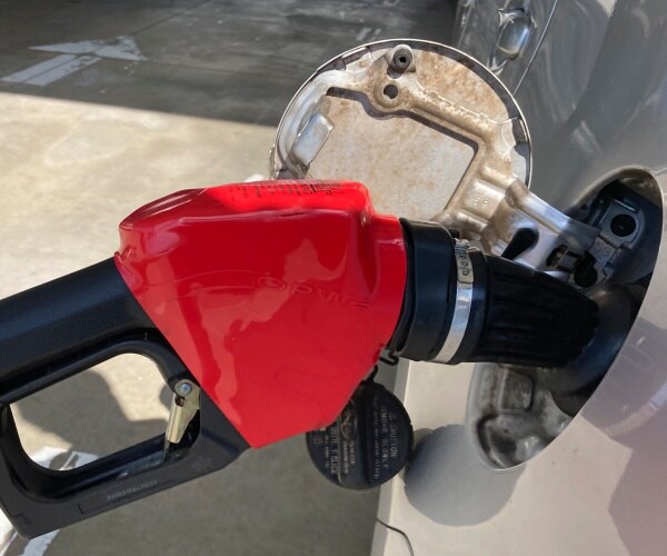 North Carolina Gas Station Lowers Price to 2.25 per Gallon