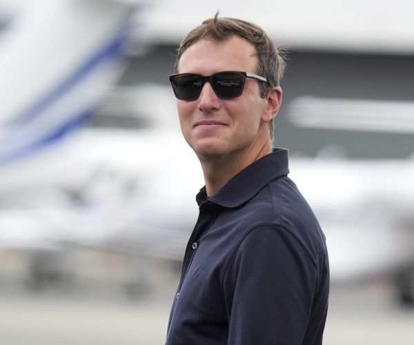 Source: Jared Kushner's Firm Buys 8 Percent Stake in UK Lender OakNorth