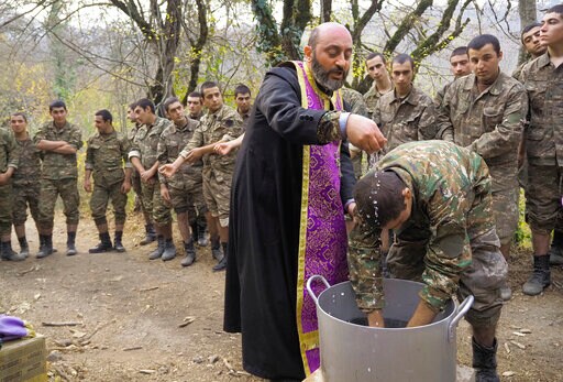 Armenian Recruits Baptized before Heading into war