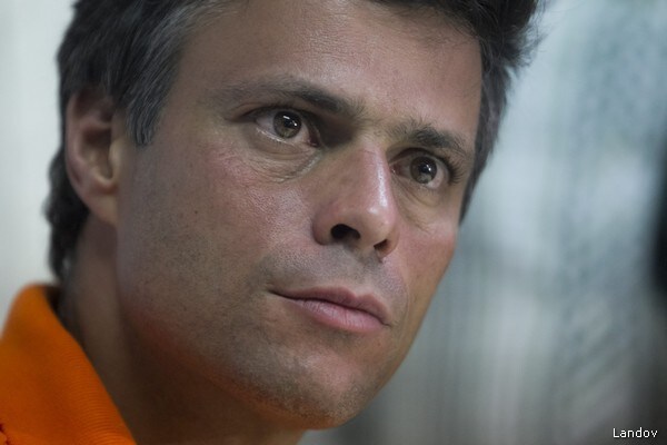 Opposition Leader Leopoldo Lopez Flees Venezuela